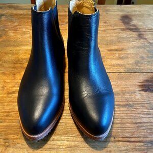 Eva Everyday Chelsea Boot in Black by Nisolo, size 8.5